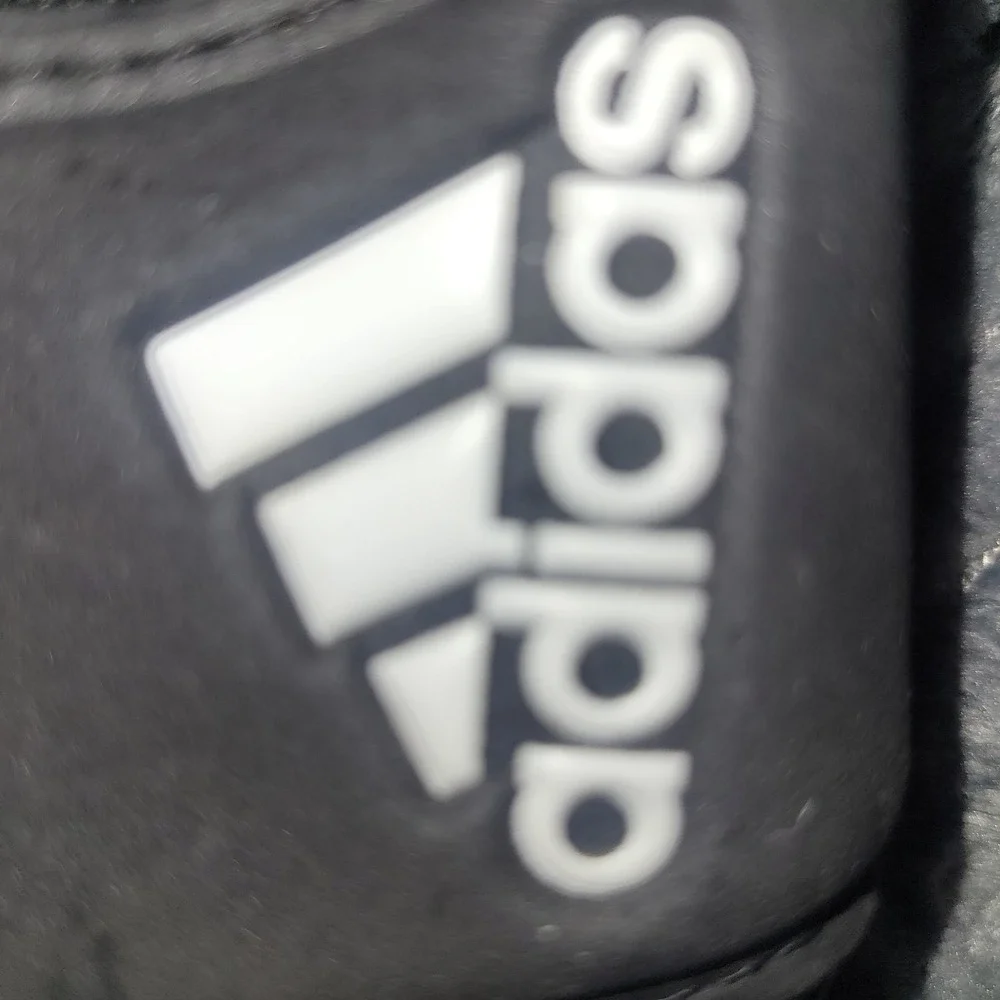 Adidas Adilette Sandals‎ Black Kids Size 1 Hook and Loop spring summer